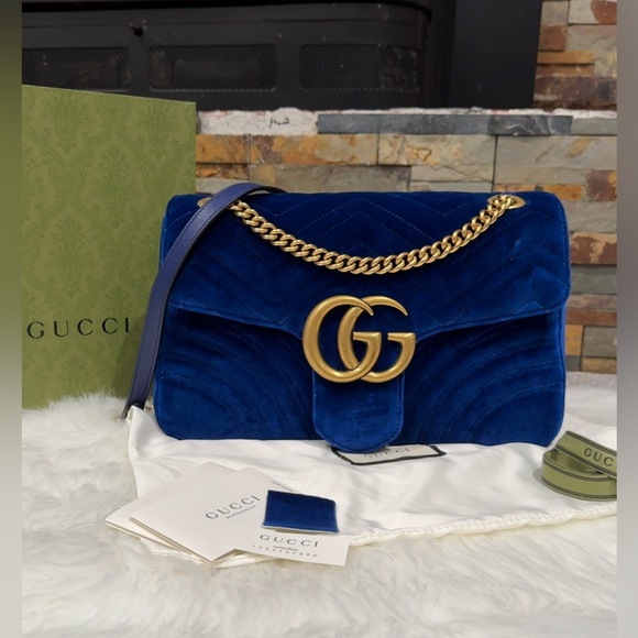 GUCCI GG Marmont Matelasse Flap Velvet Two Way Bag | Medium - Picture 1 of 17